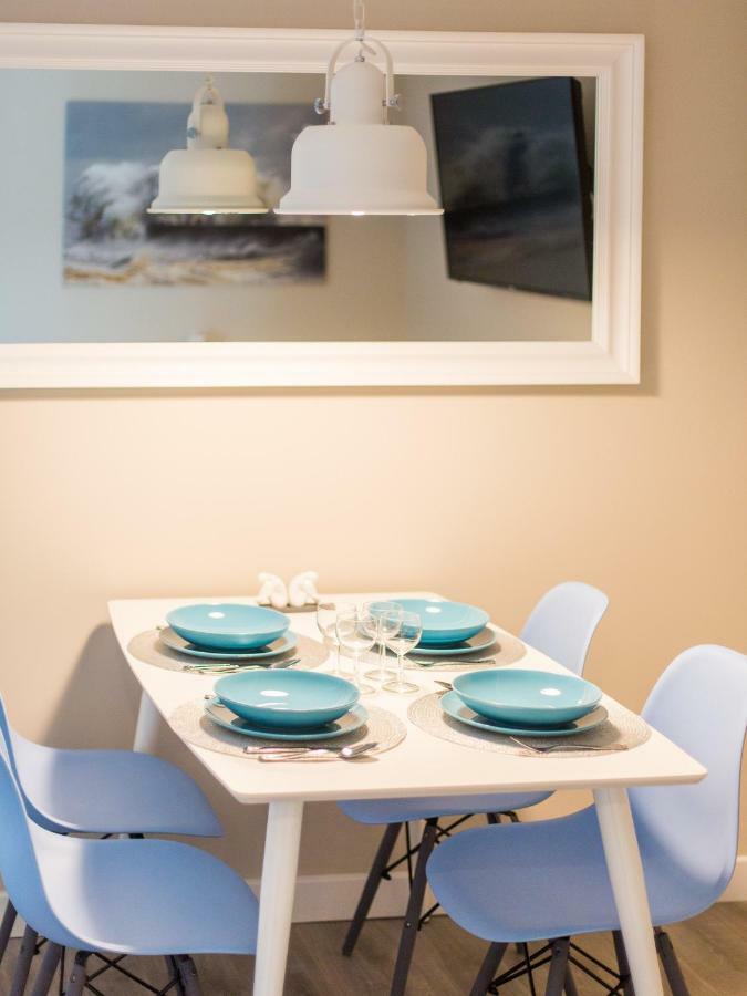 617 W Polonia Apartament *